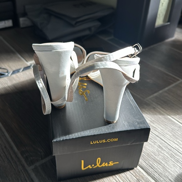 Ivory Ankle strap wedge sandals size 7 - Picture 4 of 15